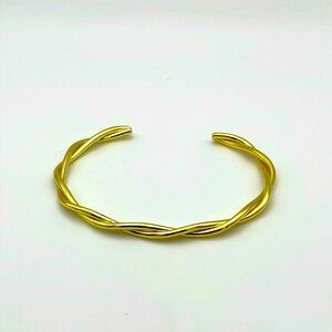 Elegant Gold Tone Twisted Bracelet